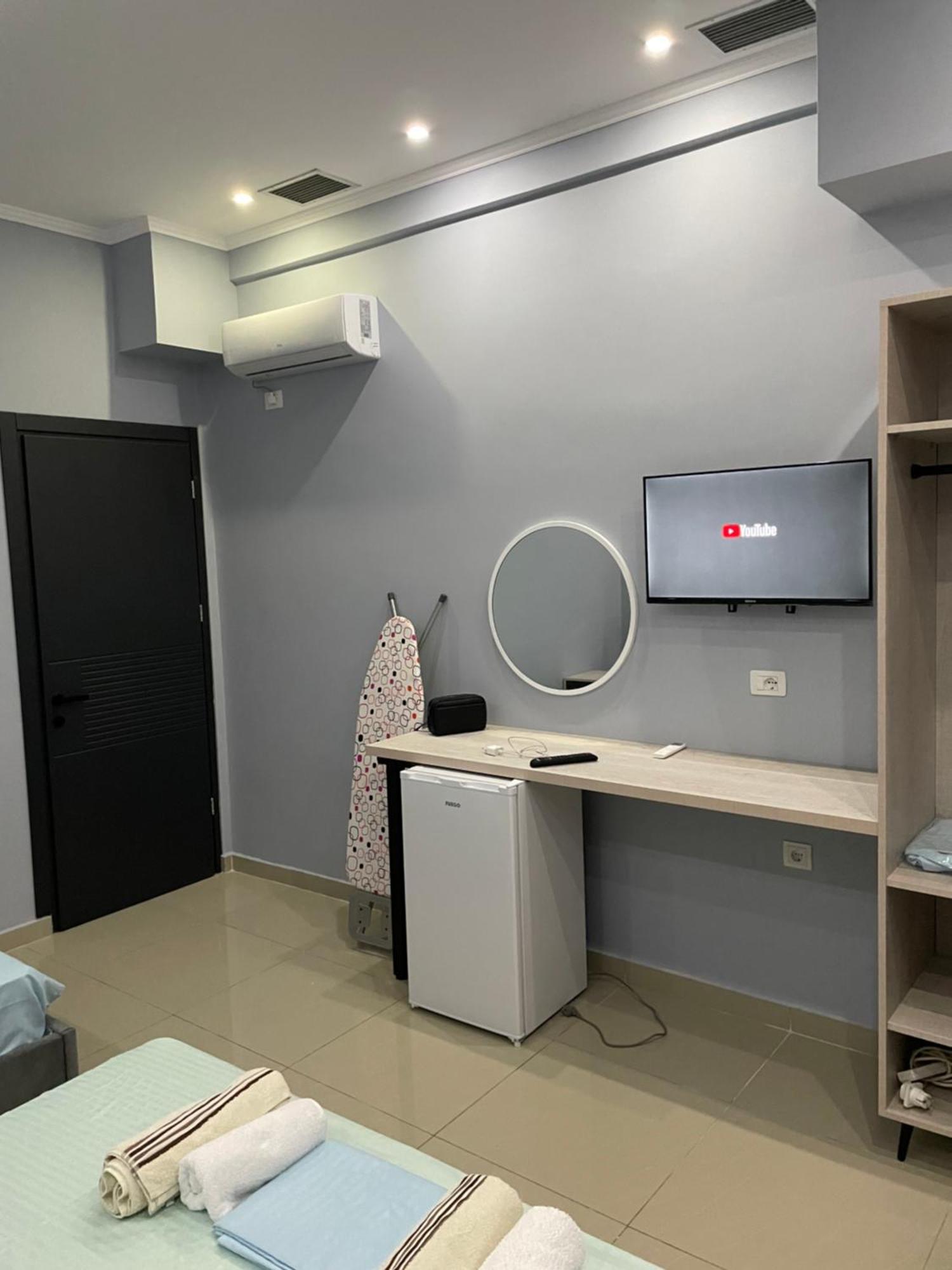 Hotel Porti Saranda Kültér fotó